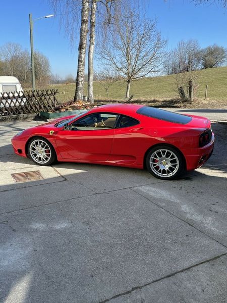 Ferrari 360 • 2000 • 89,000 km 4