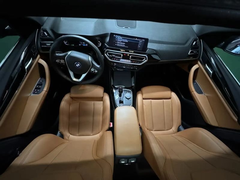 BMW X3 • 2022 • 19,700 km 3