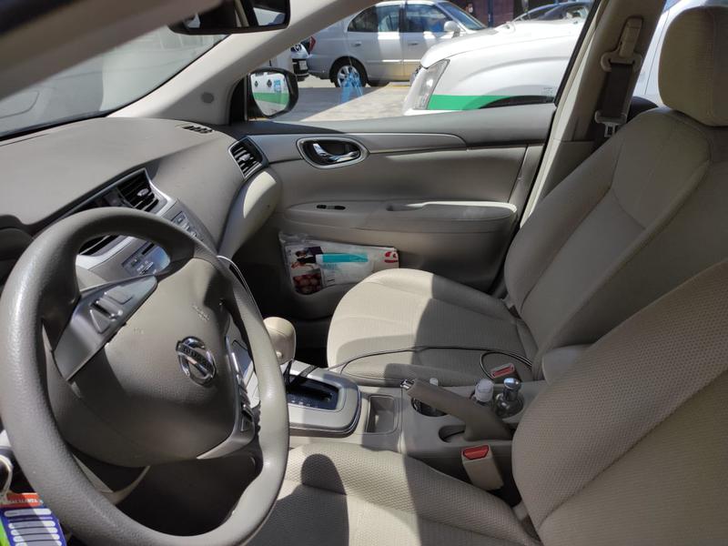 Nissan Sentra • 2014 • 80,000 km 4