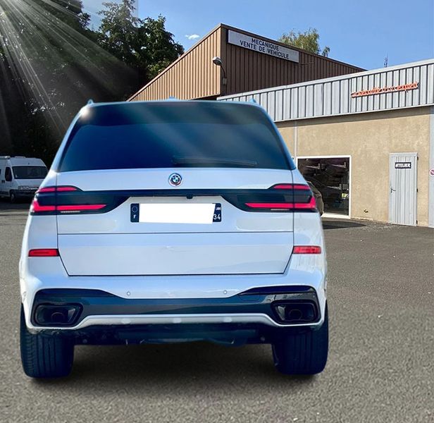 BMW X7 • 2023 • 3,500 km 4