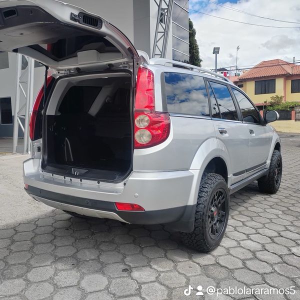 Great Wall Hover • 2018 • 74,000 km 9