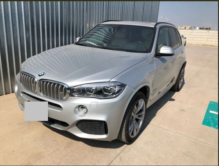 BMW X5 • 2017 • 80,000 km 1