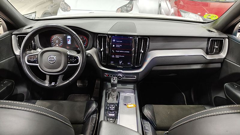 Volvo XC60 • 2018 • 77,477 km 11