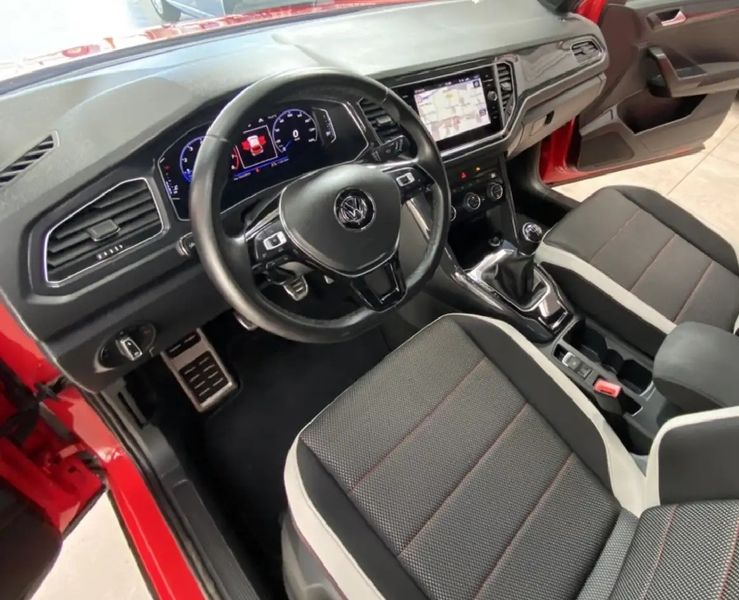 Volkswagen T-Cross • 2018 • 113,000 km 10