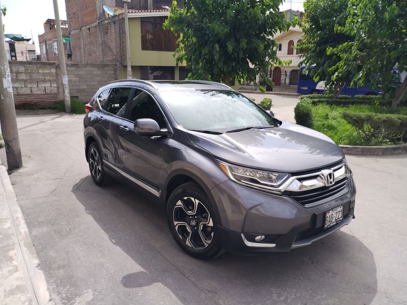 Honda CR-V • 2017 • 50,000 km 6
