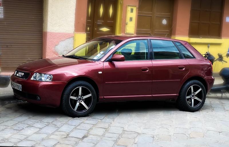 Audi 100 • 2002 • 200,000 km 1