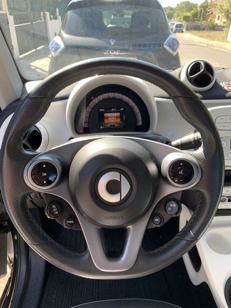 Smart fortwo • 2015 • 66,000 km 3