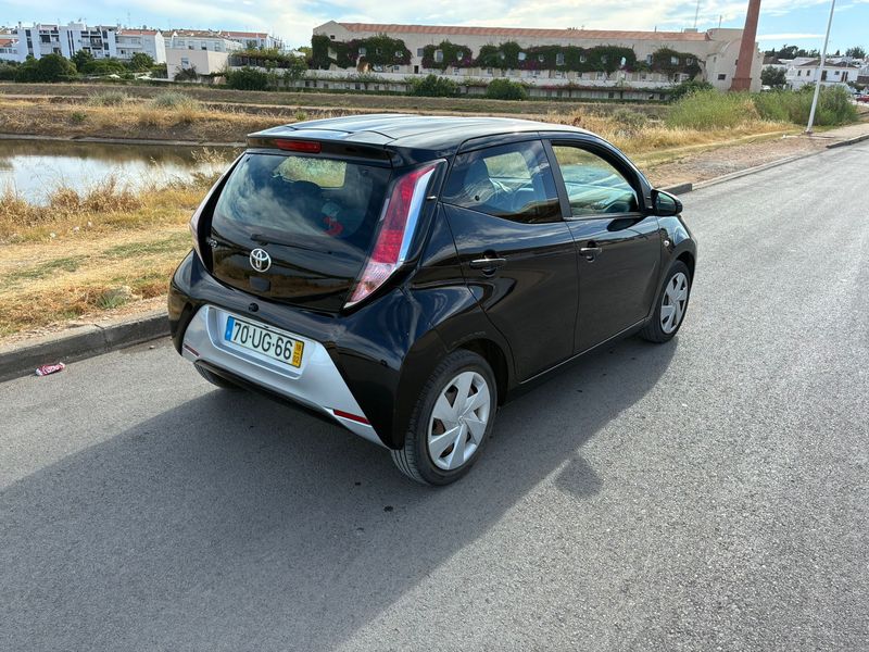 Toyota Aygo • 2018 • 87,000 km 3