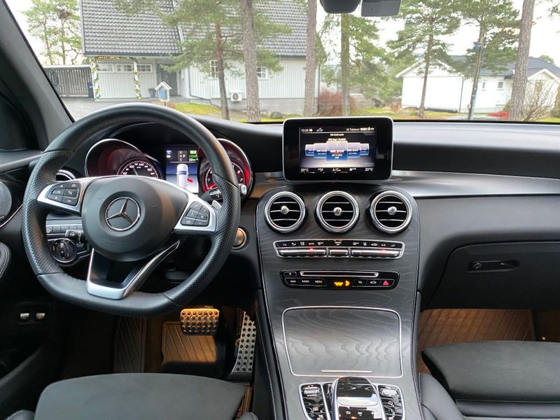 Mercedes-Benz GLC • 2018 • 114,200 km 8