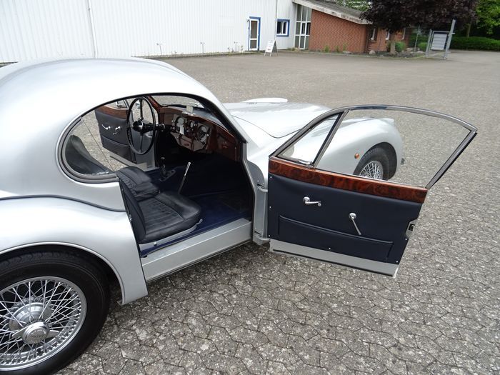 Jaguar XK • 1951 • 3,993 km 1