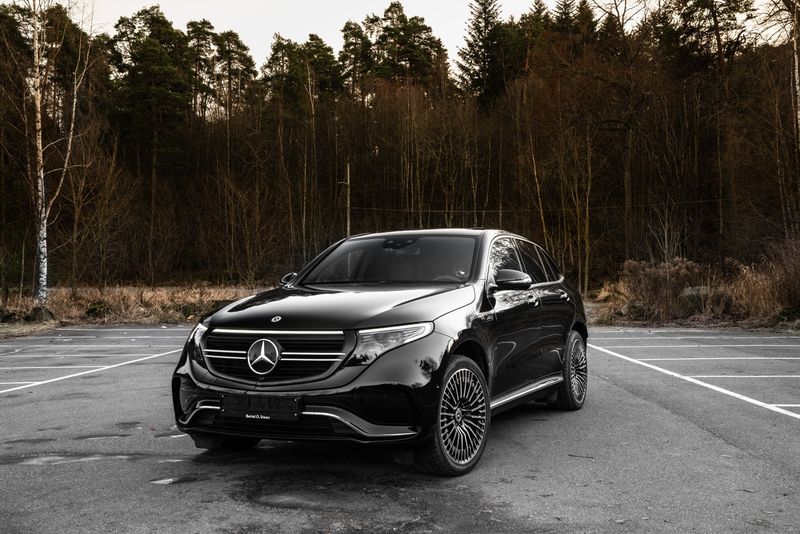 Mercedes-Benz E • 2019 • 19,000 km 1