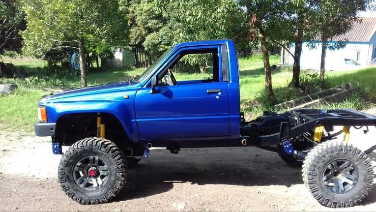 Toyota 4Runner • 1994 • 233,000 km 4