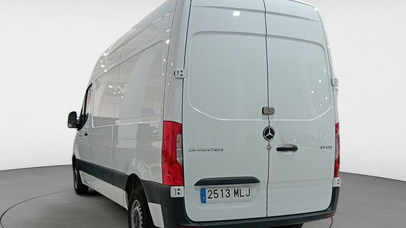 Mercedes-Benz Sprinter • 2023 • 8,588 km 5
