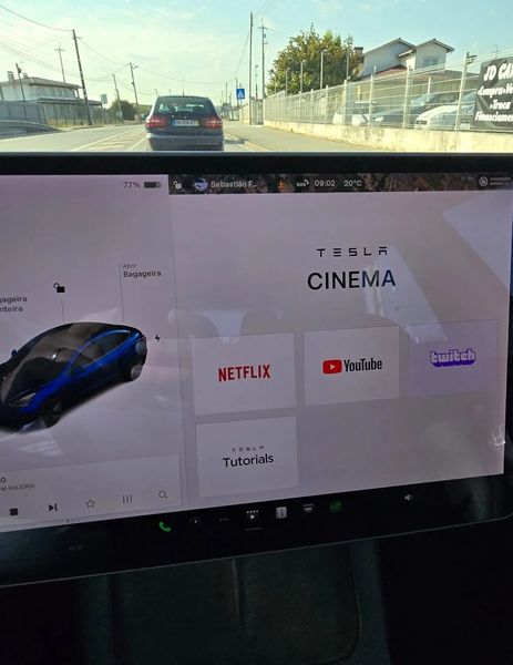 Tesla Model 3 • 2021 • 124,000 km 13