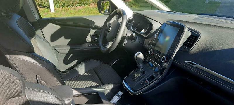 Renault Scénic • 2020 • 11,050 km 4