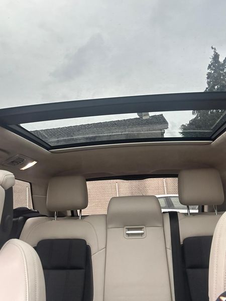 Land Rover Range Rover • 2020 • 66,000 km 15
