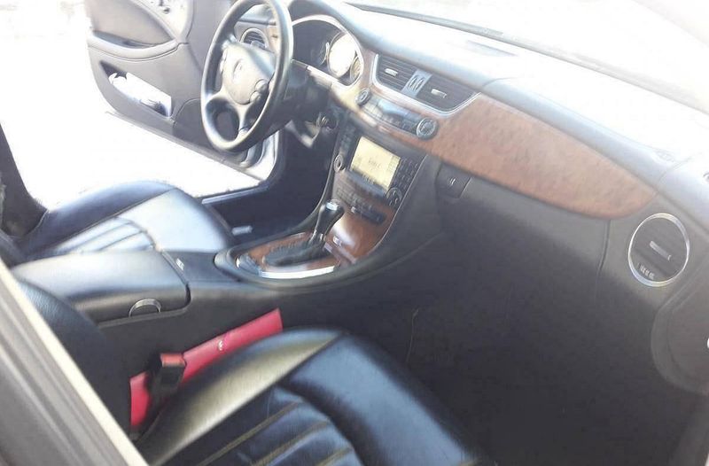 Mercedes-Benz CLS • 2006 • 250,000 km 3