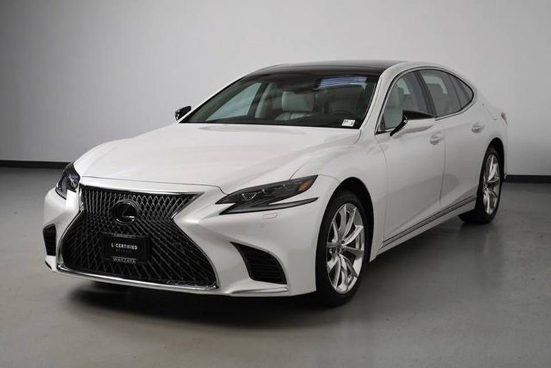 Lexus LS • 2020 • 12,358 km 1