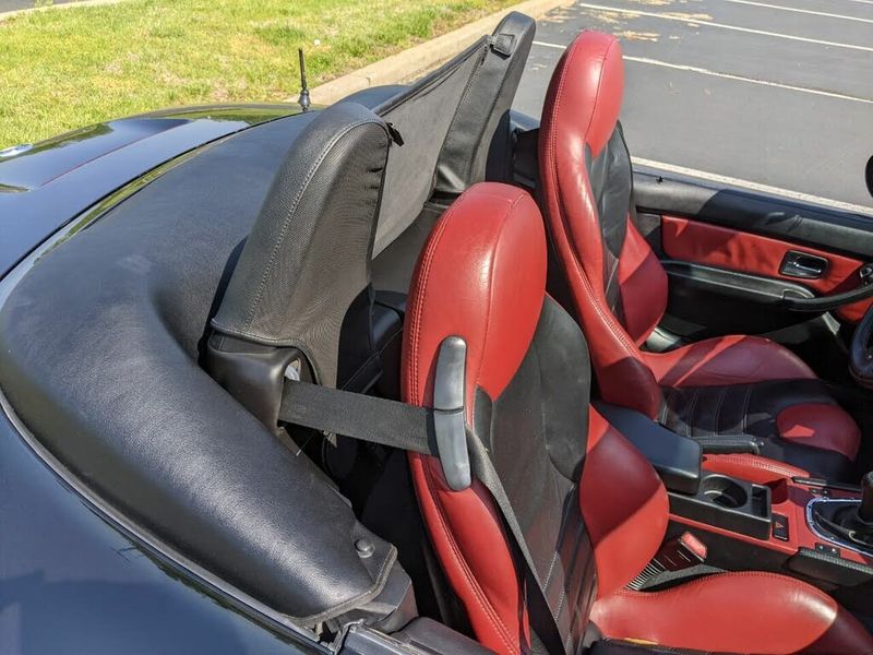 BMW Z3 Roadster • 1998 • 121,766 km 4