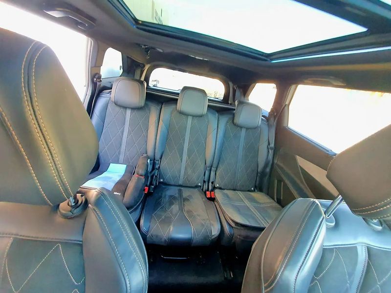 Peugeot 5008 • 2017 • 64,000 km 4