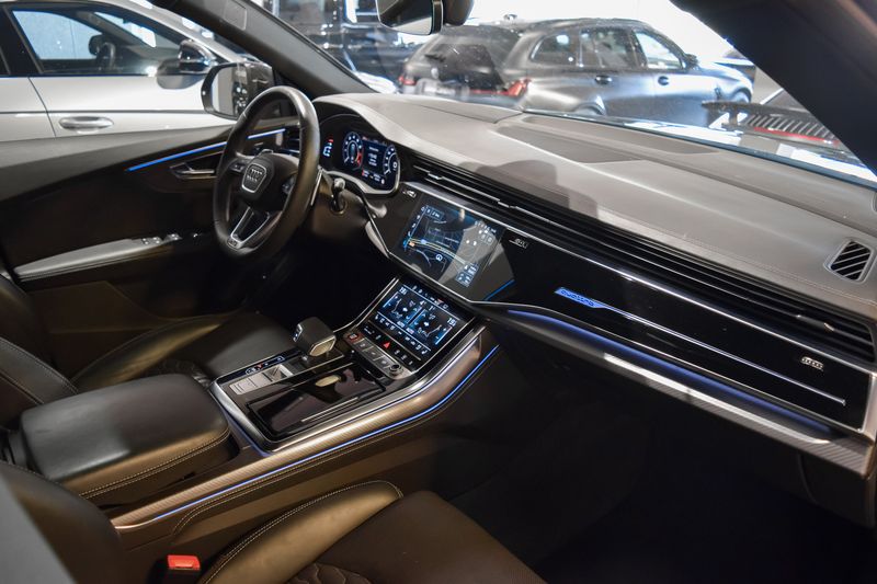 Audi RS Q8 • 2021 • 52,300 km 5