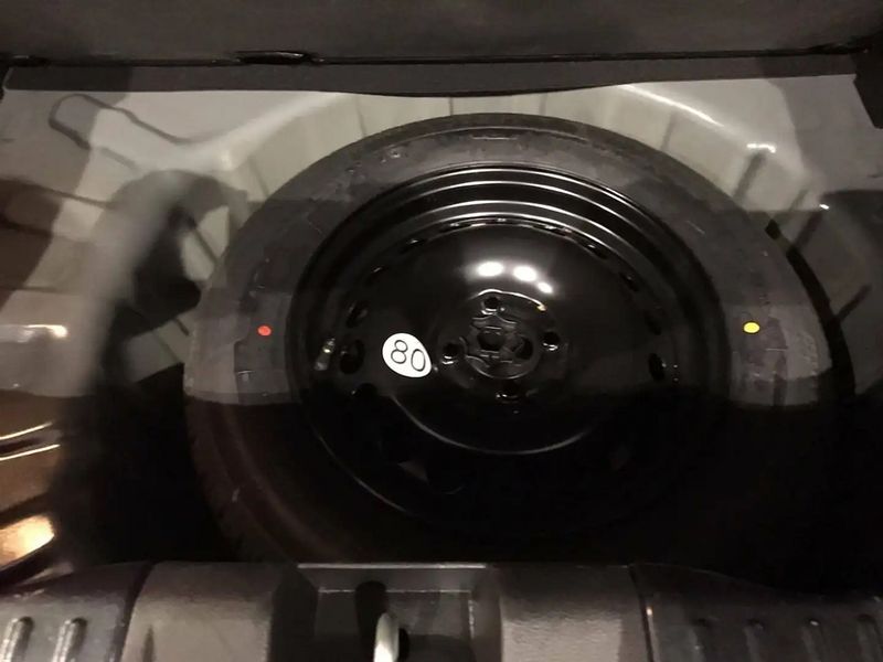 Dacia Sandero • 2023 • 26,310 km 11