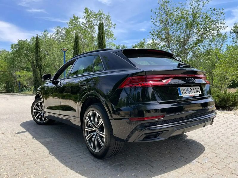 Audi Q8 • 2021 • 49,000 km 3