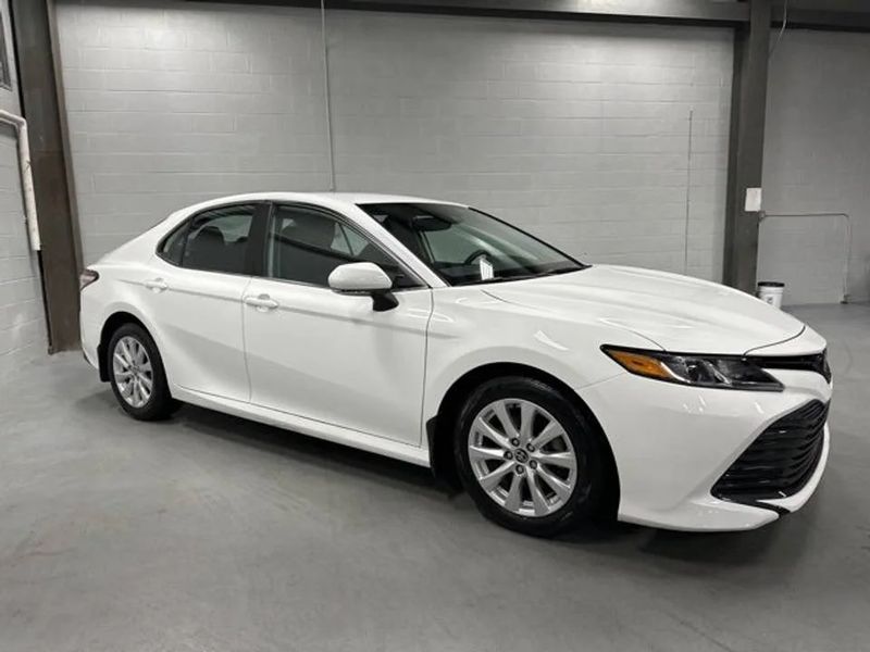 Toyota Camry Hybrid • 2022 • 25,081 km 2
