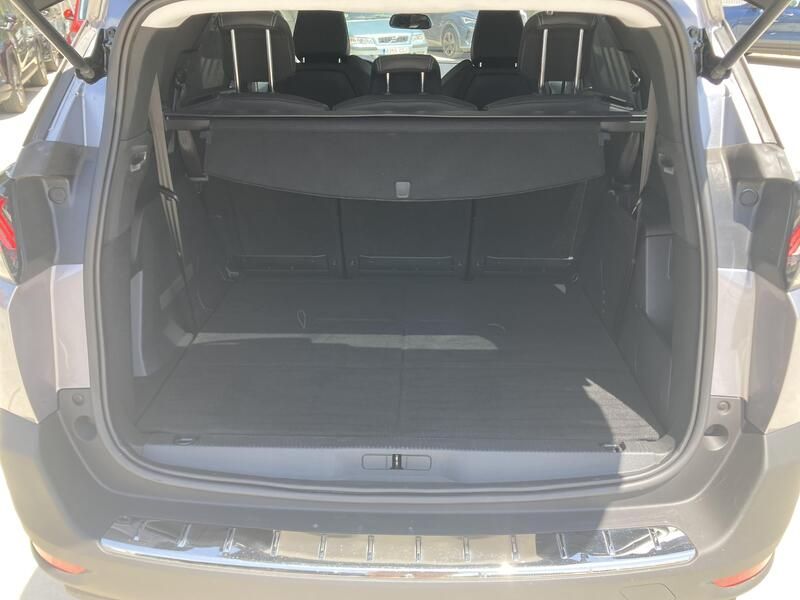 Peugeot 5008 • 2022 • 49,995 km 15