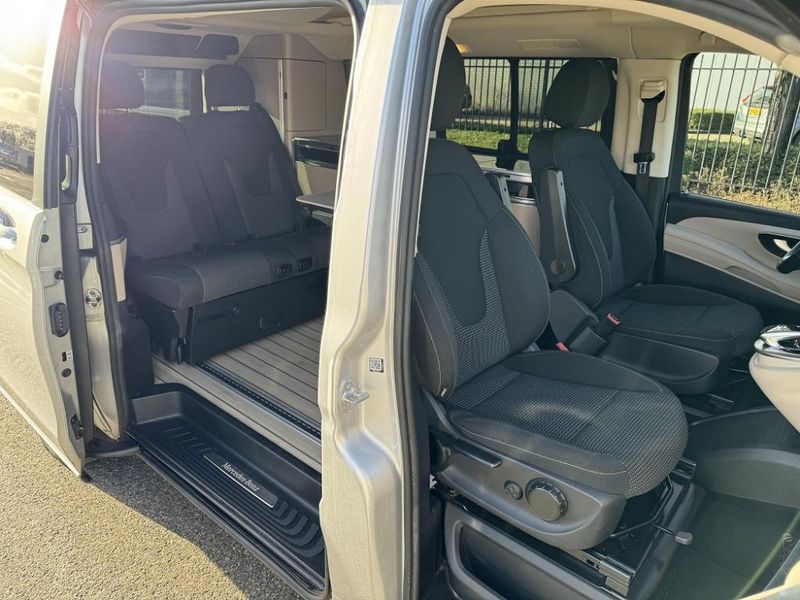 Mercedes-Benz 310 Van • 2020 • 83,000 km 5