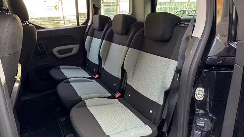 Citroën Berlingo • 2017 • 133,745 km 6