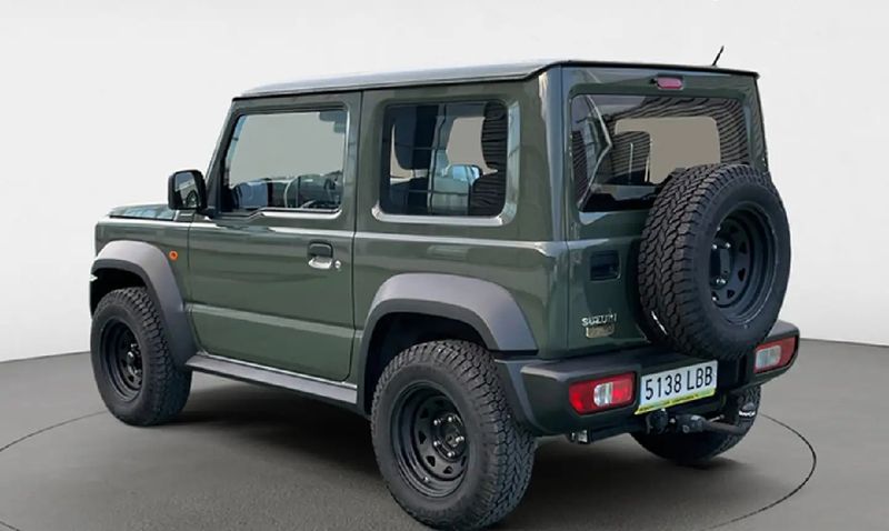 Suzuki Jimny • 2019 • 38,567 km 3
