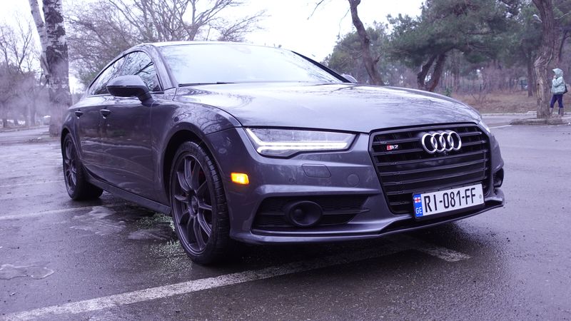 Audi S7 • 2017 • 51,000 km 5