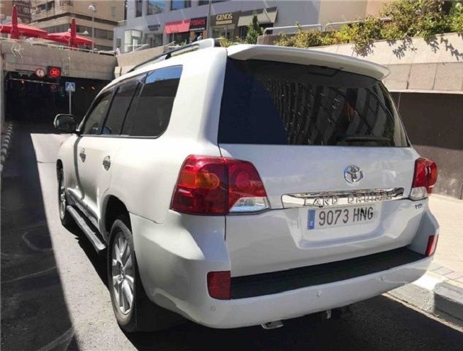 Toyota Land Cruiser • 2012 • 162,000 km 7
