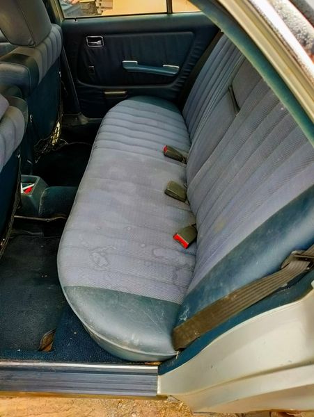 Mercedes-Benz E • 1980 • 97,332 km 8