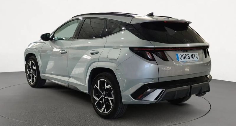 Hyundai Tucson • 2025 • 12,396 km 3