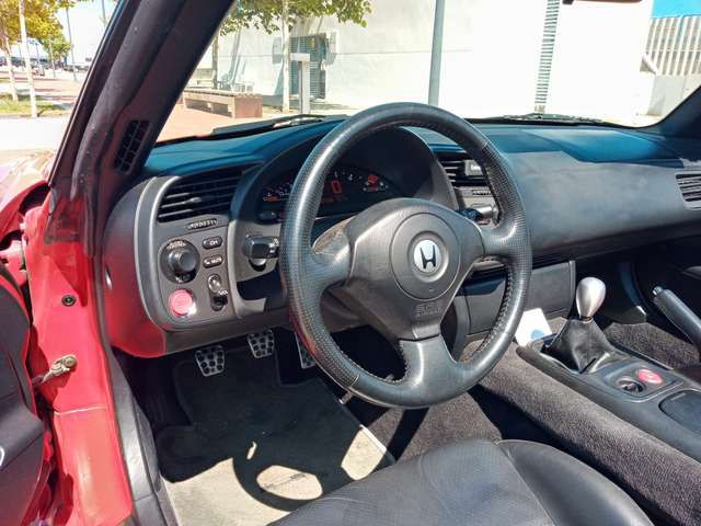 Honda S2000 • 2000 • 100,000 km 4