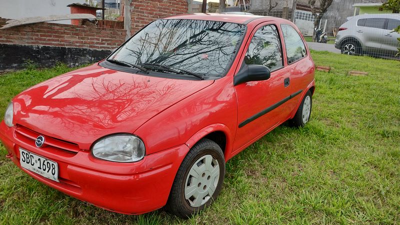 Chevrolet Corsa • 1999 • 150,000 km 4