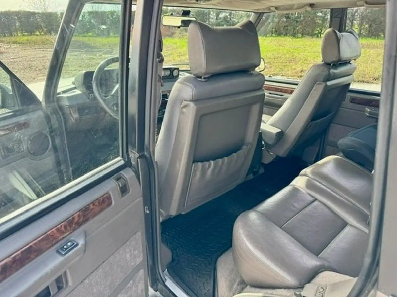 Land Rover Range Rover • 1992 • 250,000 km 11