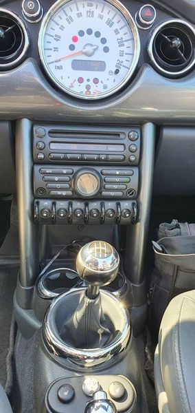 MINI Cooper • 2008 • 175,000 km 2