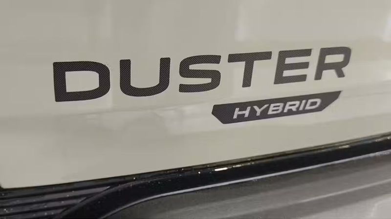 Dacia Duster • 2024 • 10,170 km 13