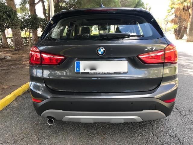 BMW X1 • 2017 • 122,000 km 6
