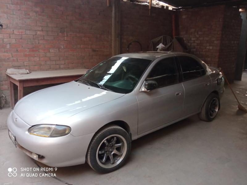 Hyundai Elantra • 1996 • 330,000 km 1