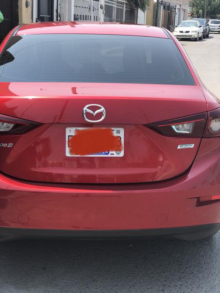 Mazda 3 • 2018 • 18,000 km 2