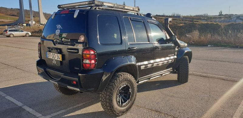 Jeep Cherokee • 2004 • 166,000 km 5