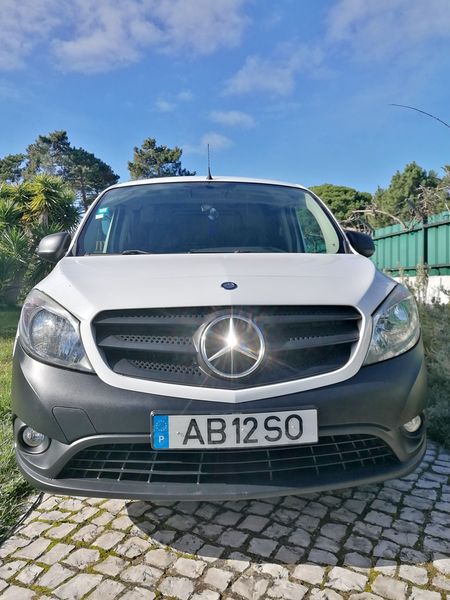 Mercedes-Benz 310 kombi • 2012 • 109,000 km 1