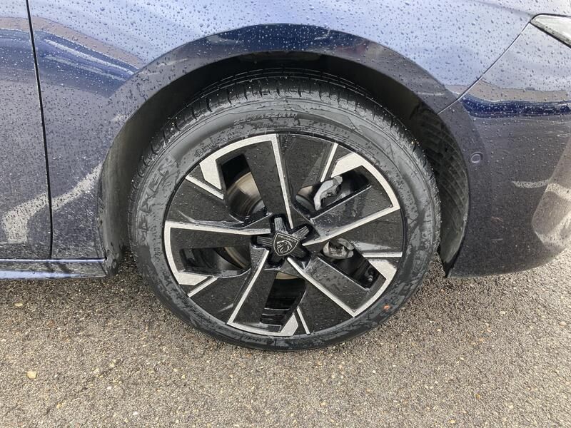 Peugeot 508 • 2024 • 40,356 km 11