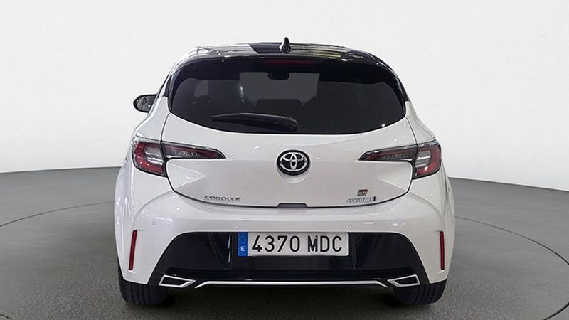 Toyota Corolla • 2022 • 31,000 km 10