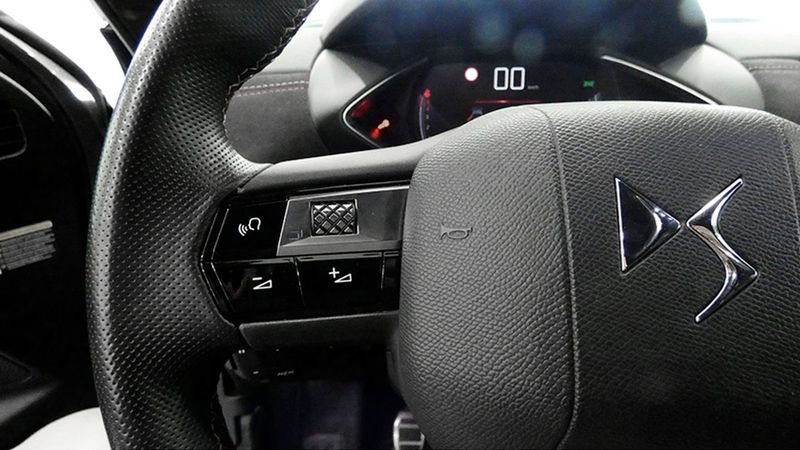 Citroën DS3 • 2022 • 35,320 km 33