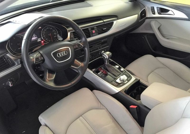 Audi A6 Allroad • 2014 • 132,275 km 2